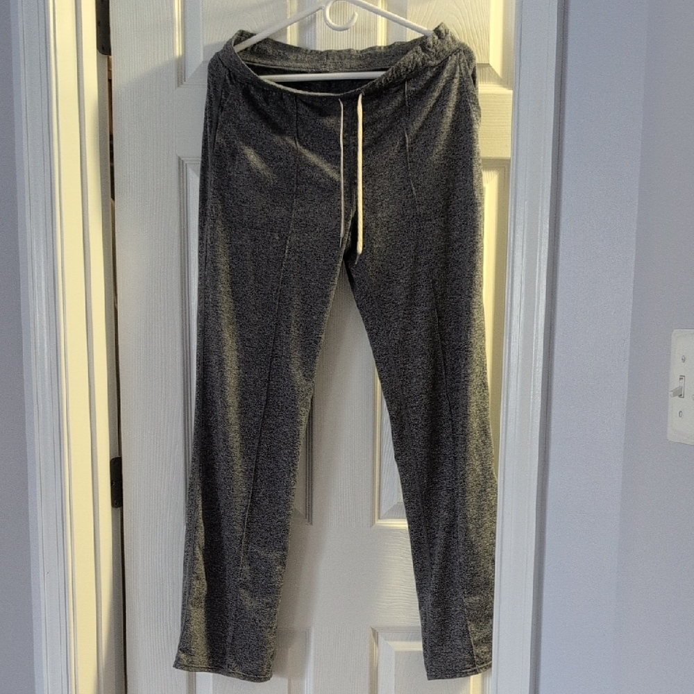 Vuori Women's Gray Track Pants